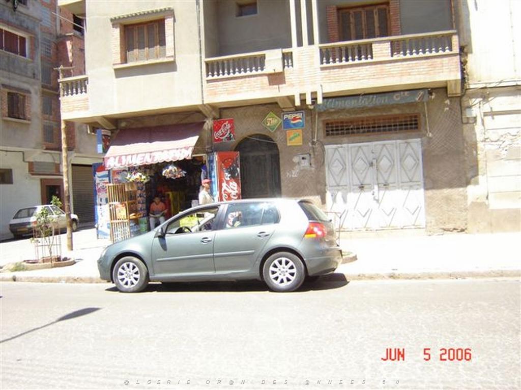 06 2006 ORAN CHOUPOT AV ARISTID BRIAND BOULANGERIE VIUDEZ.jpg